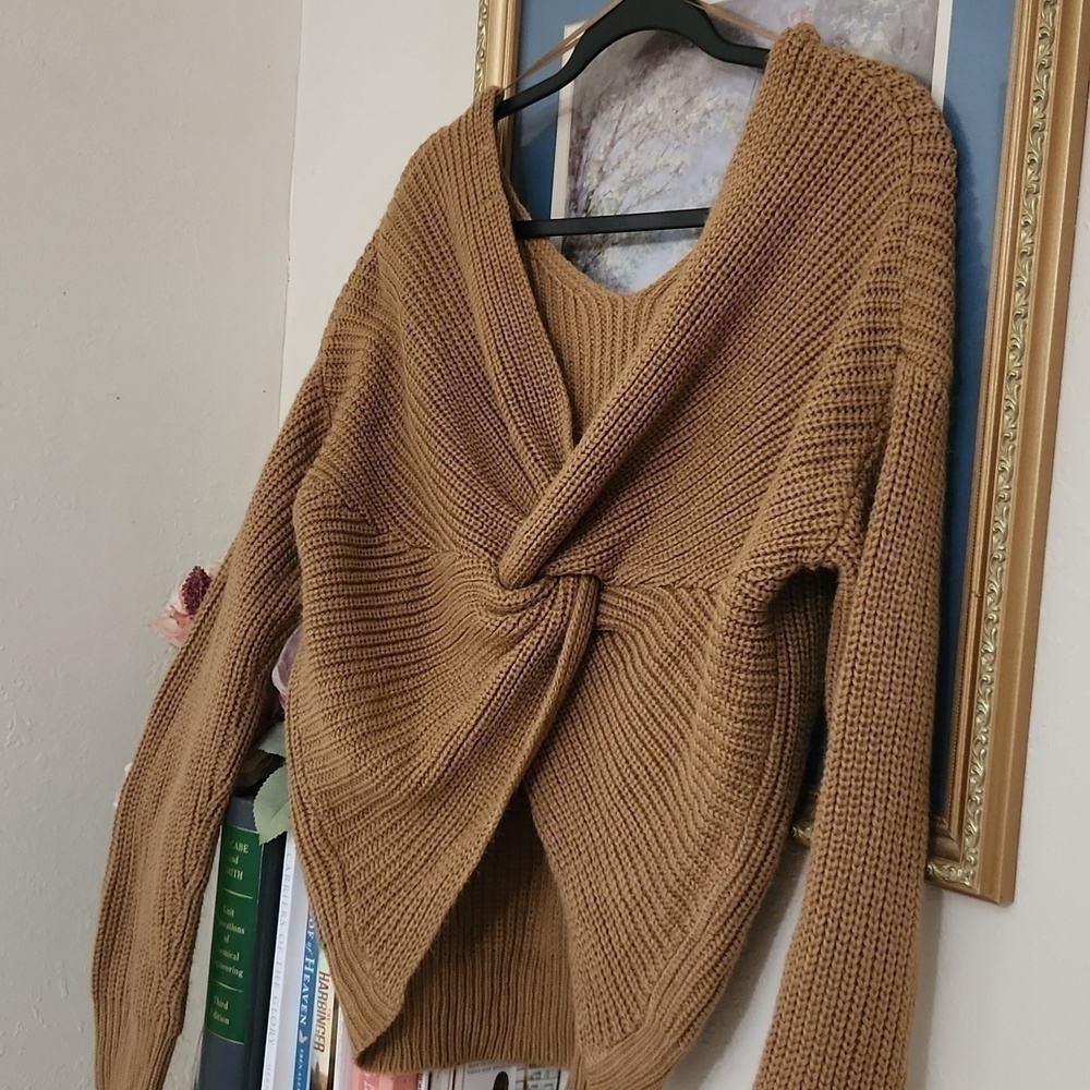 Chunky knit Back Wrap Scrunch Sweater High Low Size M Fashion Nova - Picture 5 of 9